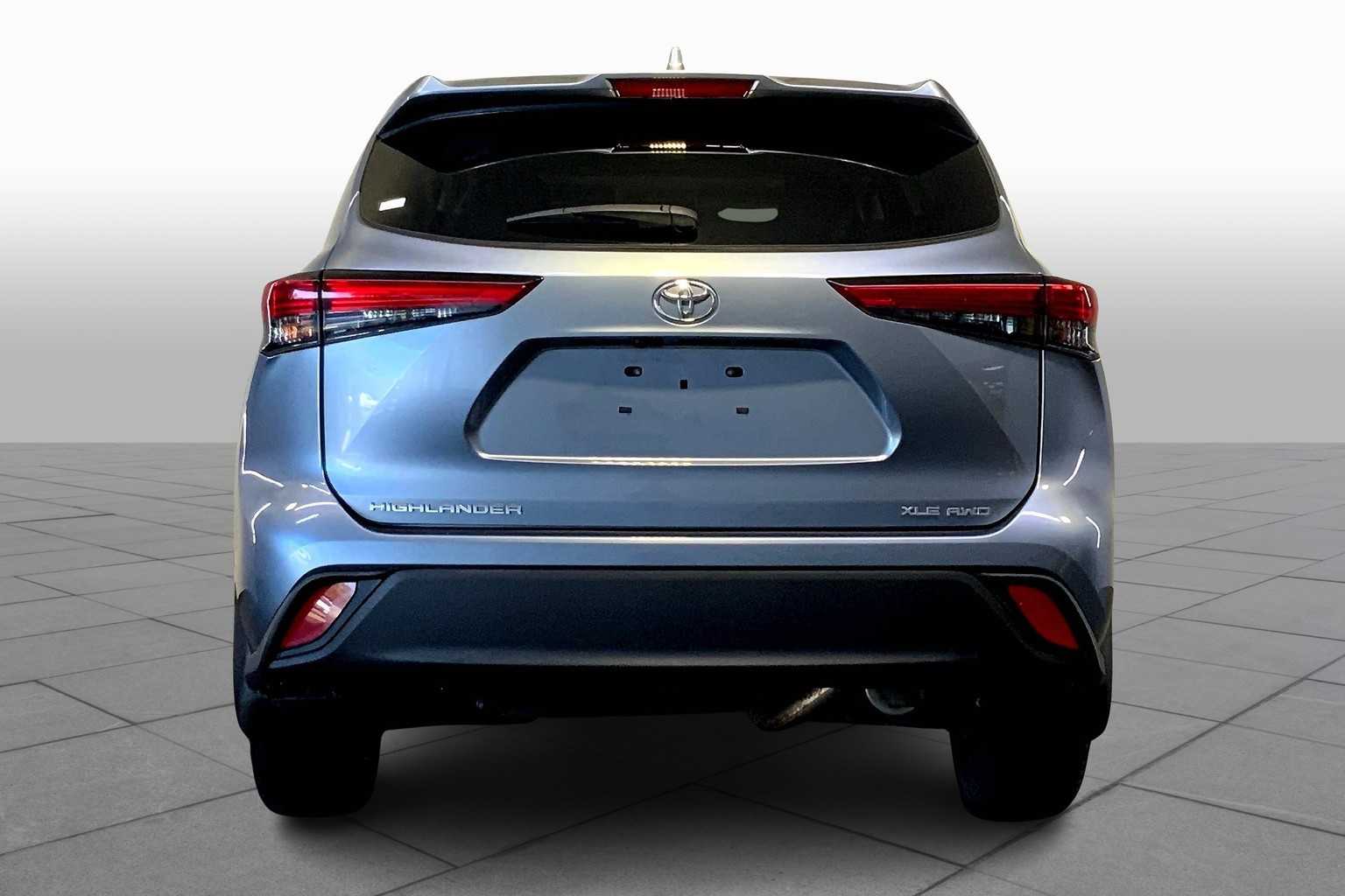 2020 Toyota Highlander XLE photo 4