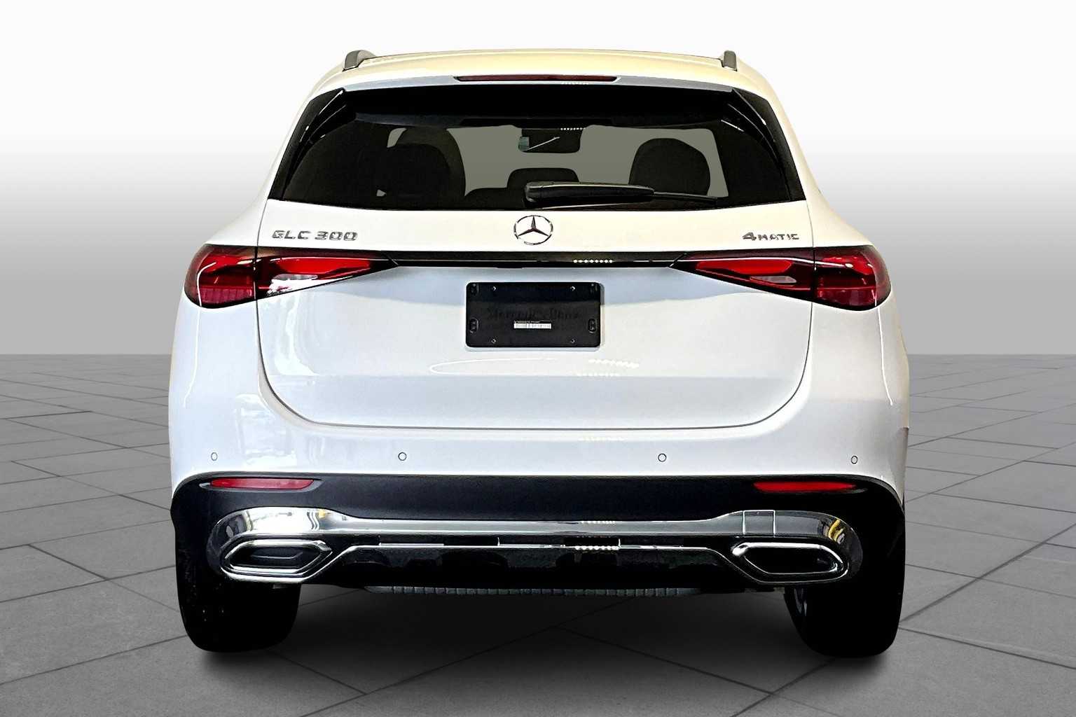 2025 Mercedes Benz GLC 300 4MATIC photo 4