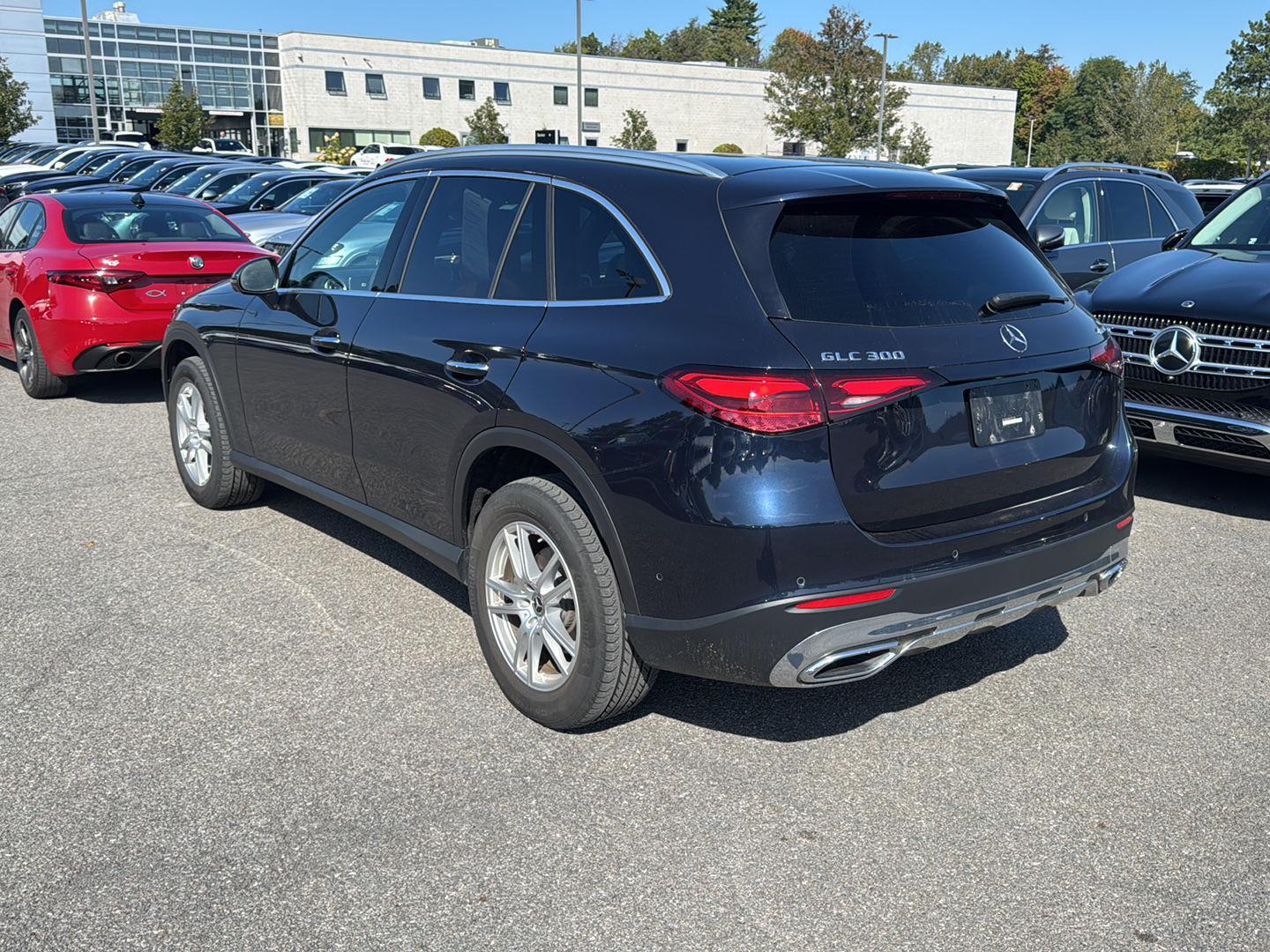 2023 Mercedes Benz GLC 300 4MATIC photo 2
