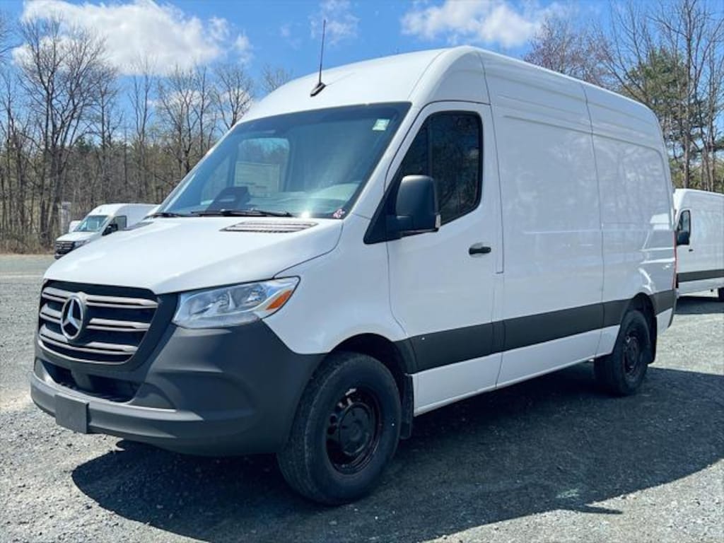 New 2025 Mercedes-Benz Sprinter 2500 Standard Roof 4-Cyl Diesel HO Van Cargo Van
