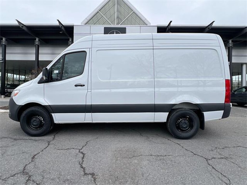 New 2024 Mercedes-Benz Sprinter 2500 Standard Roof 4-Cyl Diesel HO Van