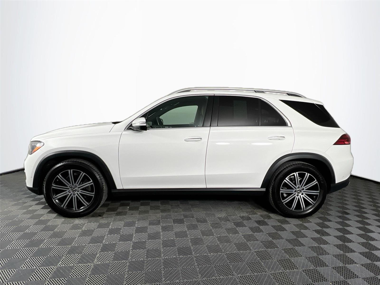 2024 Mercedes Benz GLE 350 4MATIC photo 2
