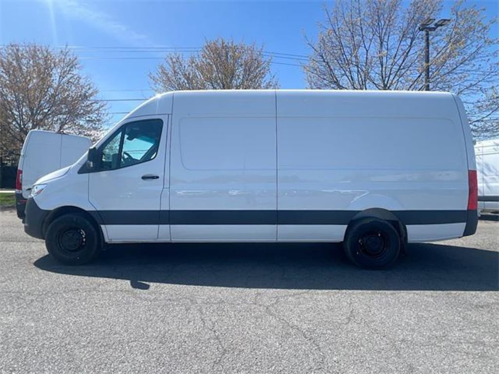 New 2025 Mercedes-Benz Sprinter 2500 High Roof 4-Cyl Diesel HO Van Cargo Van
