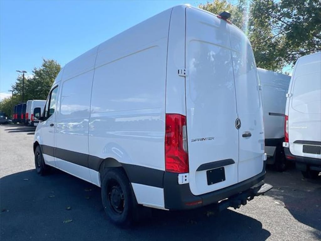 New 2025 Mercedes-Benz Sprinter 2500 Standard Roof 4-Cyl Diesel HO Van Cargo Van