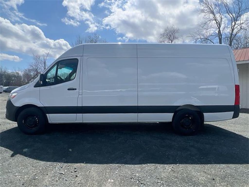 New 2025 Mercedes-Benz Sprinter 2500 High Roof 4-Cyl Diesel HO Van Cargo Van