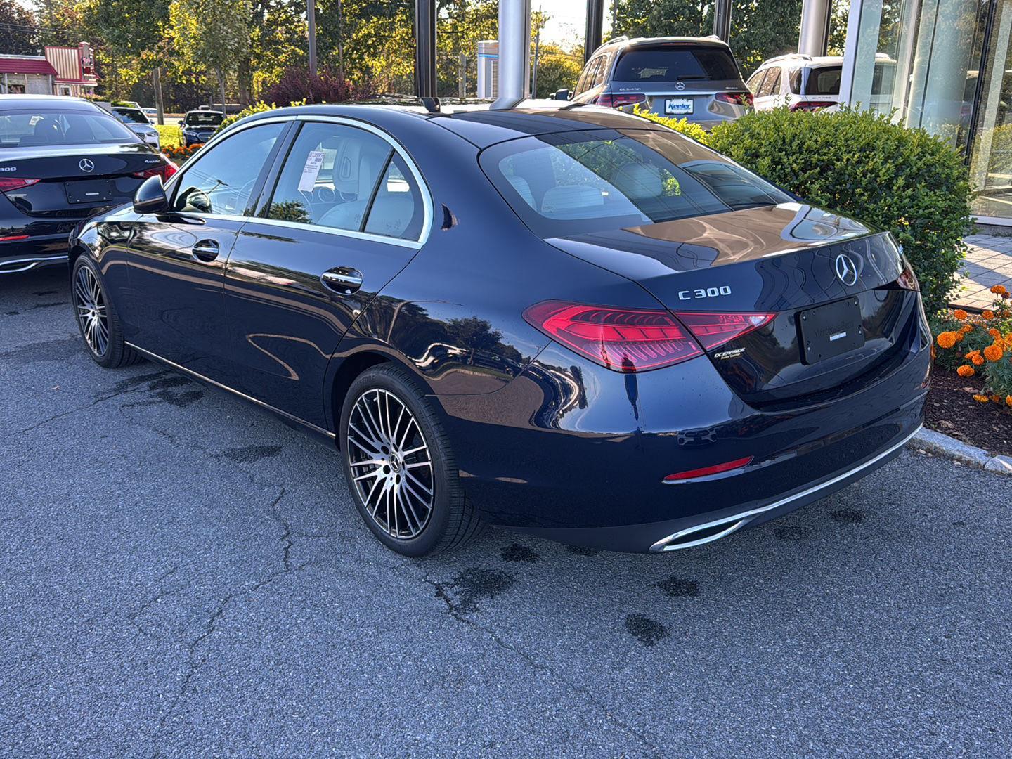 2022 Mercedes Benz C Sedan 300 4MATIC photo 2