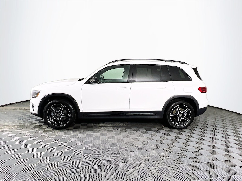 New 2026 Mercedes-Benz GLB 250 4MATIC SUV