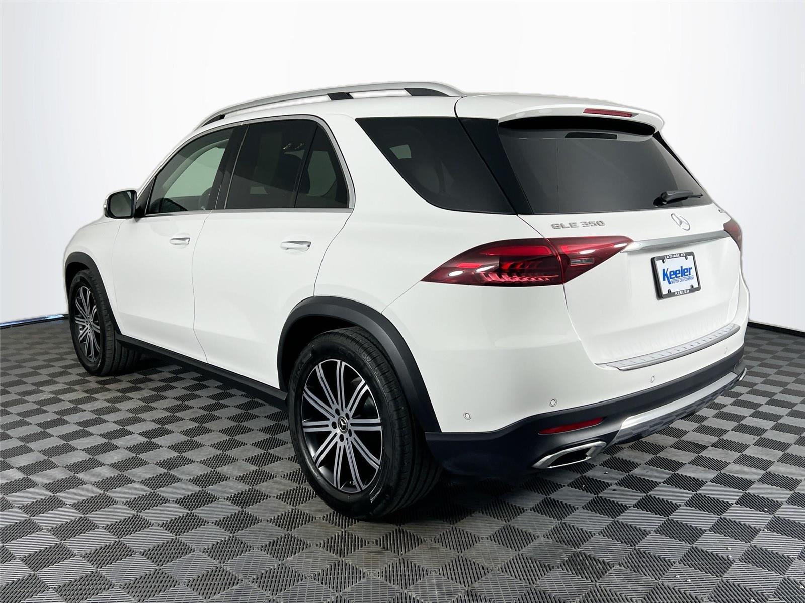 2025 Mercedes Benz GLE 350 4MATIC photo 2