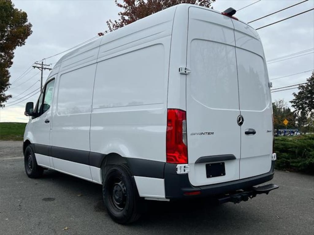New 2026 Mercedes-Benz Sprinter 2500 Standard Roof 4-Cyl Diesel HO Van