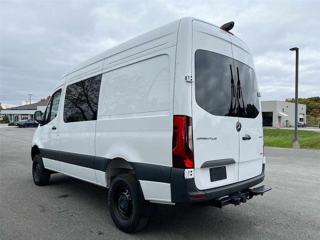 New 2026 Mercedes-Benz Sprinter 2500 Standard Roof 4-Cyl Diesel HO