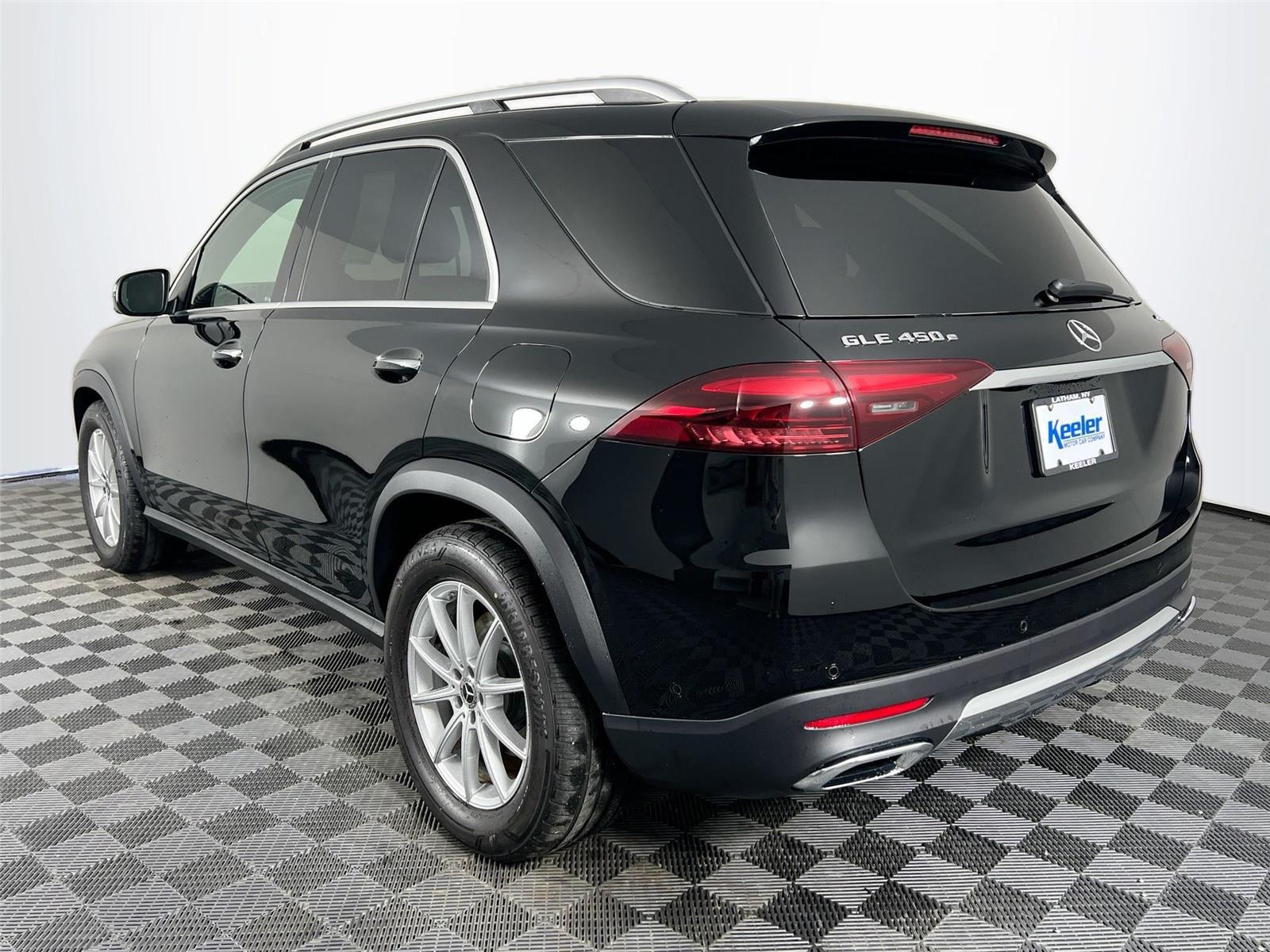 2025 Mercedes Benz GLE 450e 4MATIC photo 2