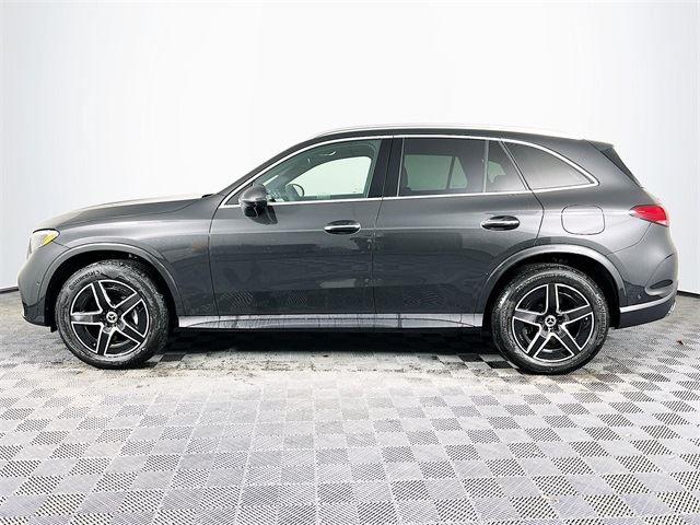 2025 Mercedes Benz GLC 350e 4MATIC photo 3