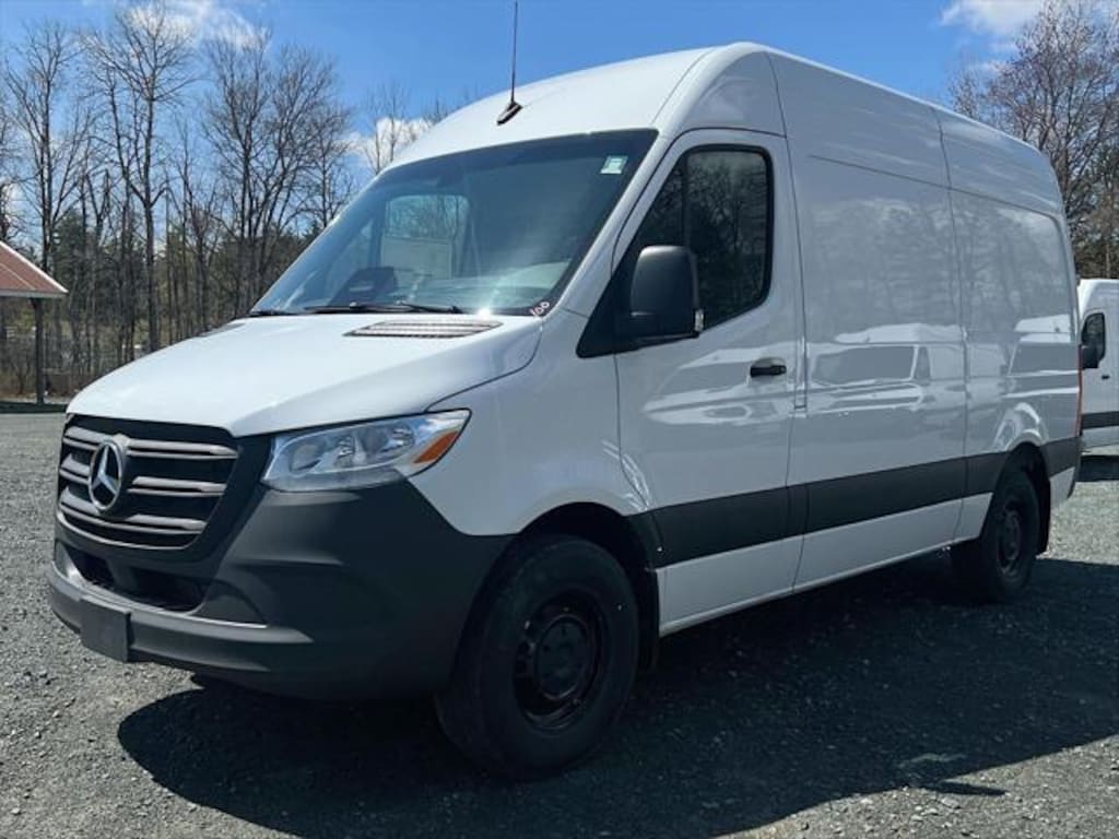 New 2025 Mercedes-Benz Sprinter 2500 Standard Roof 4-Cyl Diesel HO Van Cargo Van