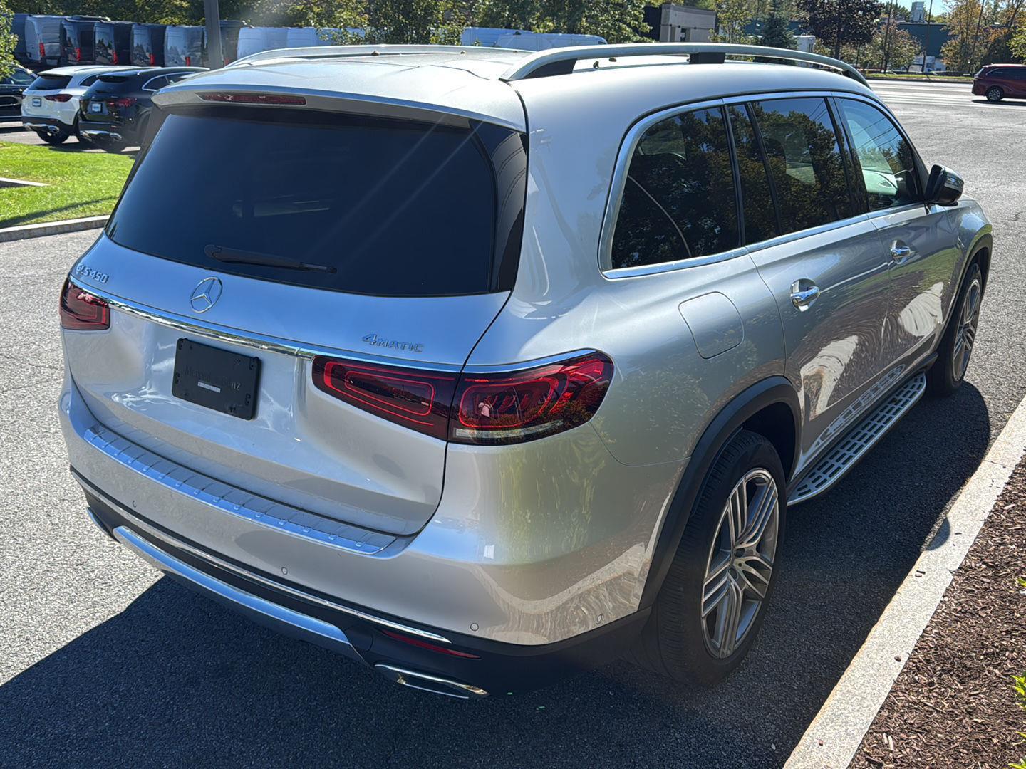 2021 Mercedes Benz GLS 450 photo 2