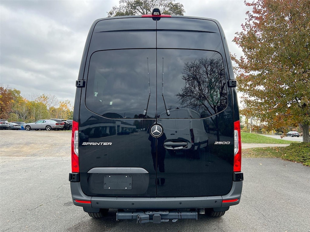 New 2025 Mercedes-Benz Sprinter 2500 Standard Roof 4-Cyl Diesel HO Van Passenger Van