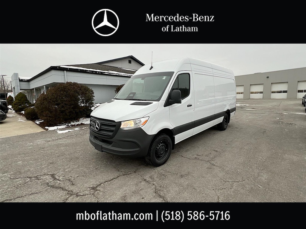 New 2026 Mercedes-Benz Sprinter 3500 High Roof 4-Cyl Diesel HO Van