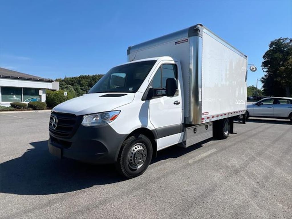 New 2024 Mercedes-Benz Sprinter 4500 Chassis Standard Roof 4-Cyl Diesel HO Truck
