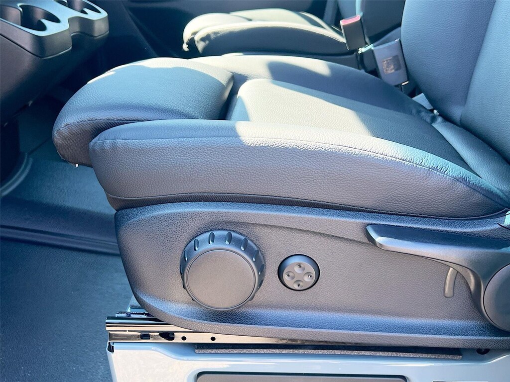 New 2025 Mercedes-Benz Sprinter 2500 High Roof 4-Cyl Diesel HO Van Crew Van