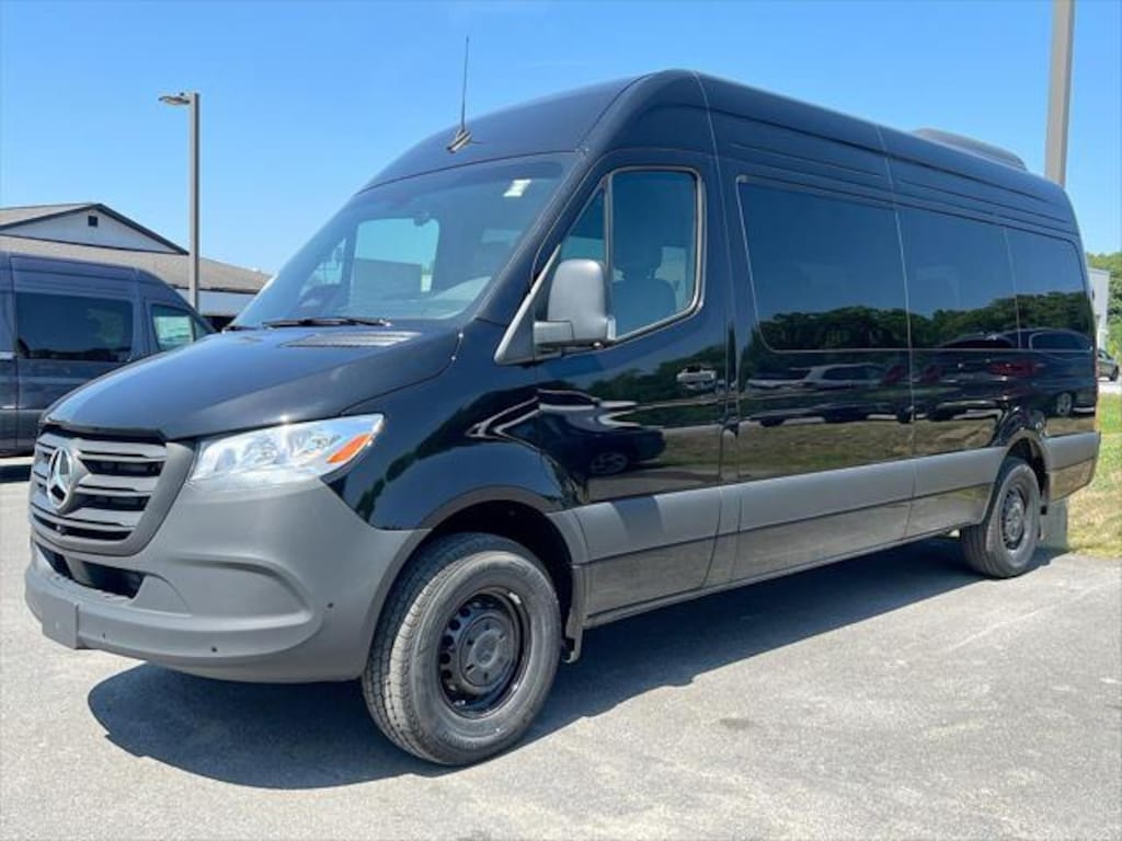 New 2025 Mercedes-Benz Sprinter 2500 High Roof 4-Cyl Diesel Van Passenger Van