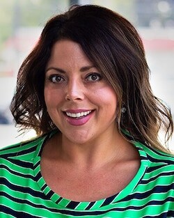 Staff member Kelly Simone from 36d062eb454e