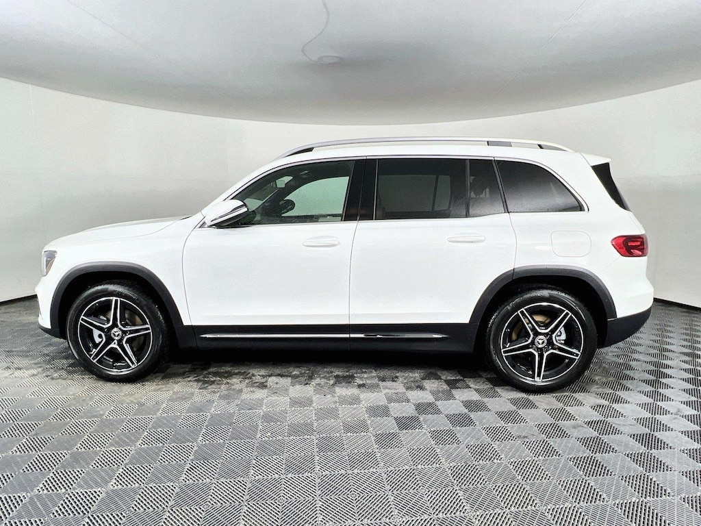 New 2026 Mercedes-Benz GLB 250 4MATIC SUV