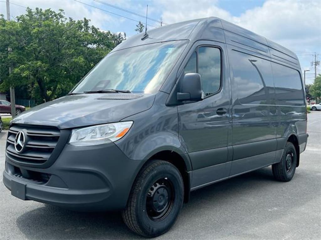 New 2025 Mercedes-Benz Sprinter 2500 Standard Roof 4-Cyl Diesel Van Cargo Van