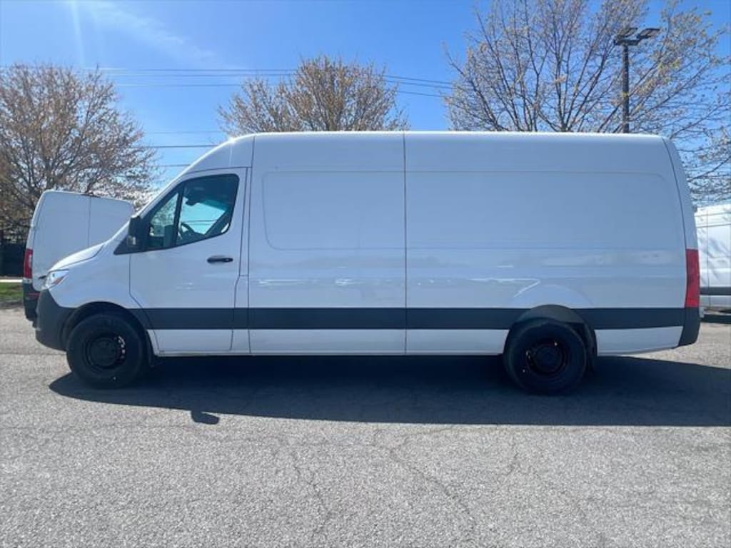 New 2025 Mercedes-Benz Sprinter 2500 High Roof 4-Cyl Diesel HO Van Cargo Van