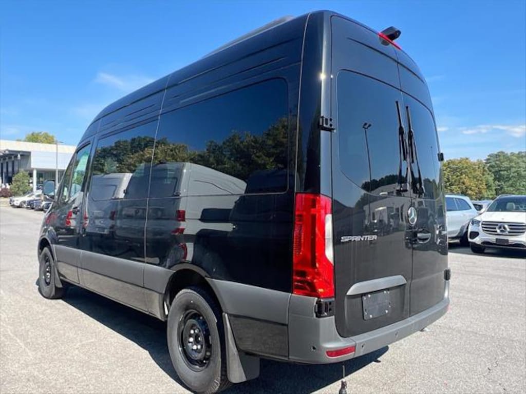 New 2025 Mercedes-Benz Sprinter 2500 Standard Roof 4-Cyl Diesel HO Van Passenger Van