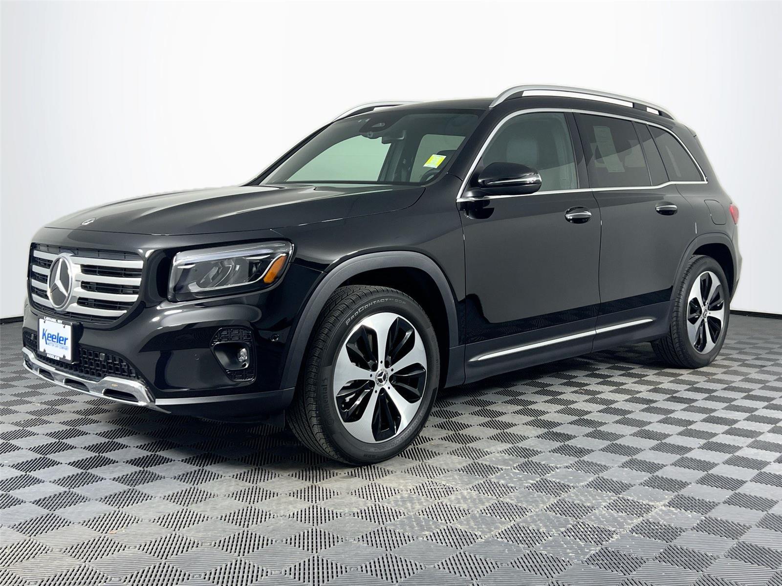 2024 Mercedes Benz GLB 250 4MATIC photo 2