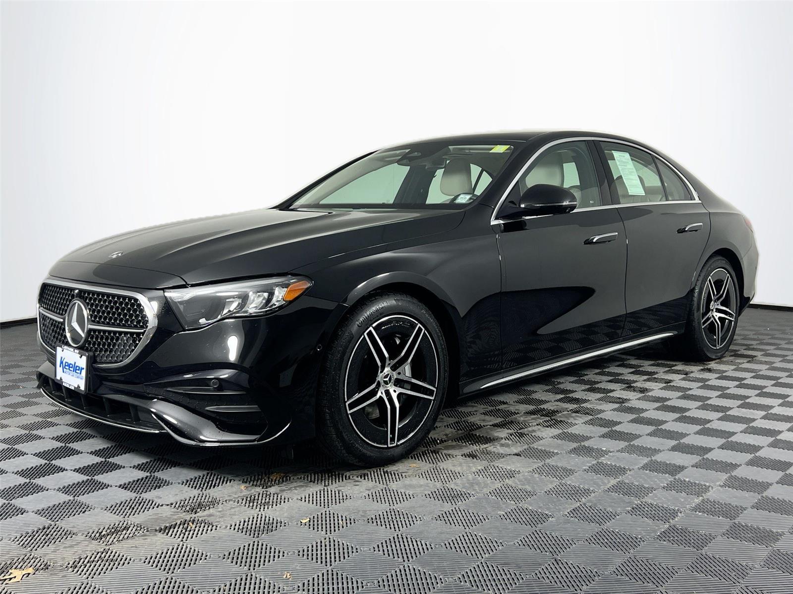 2025 Mercedes Benz E 350 4MATIC photo 2