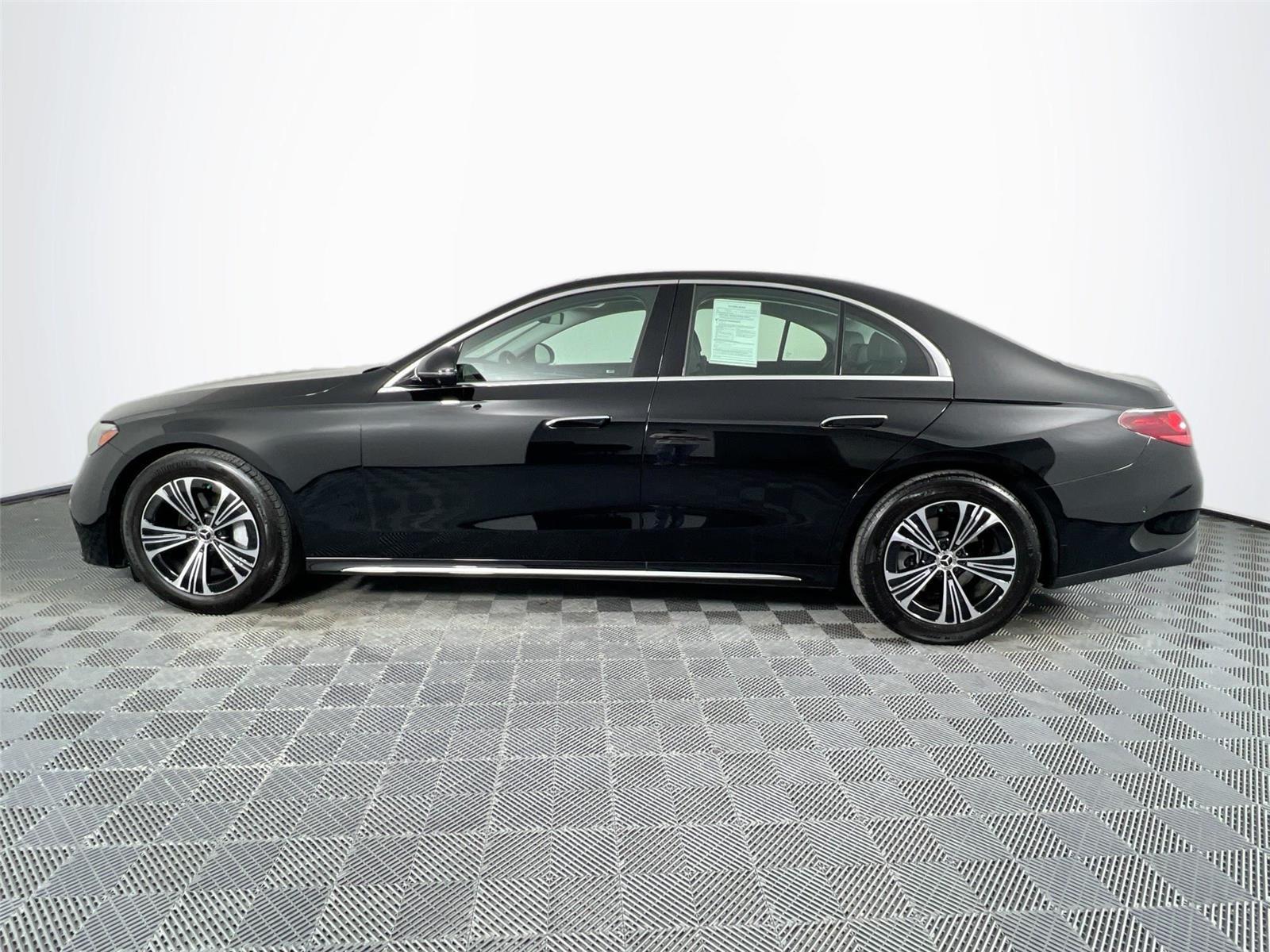 2025 Mercedes Benz E 350 Sedan photo 3