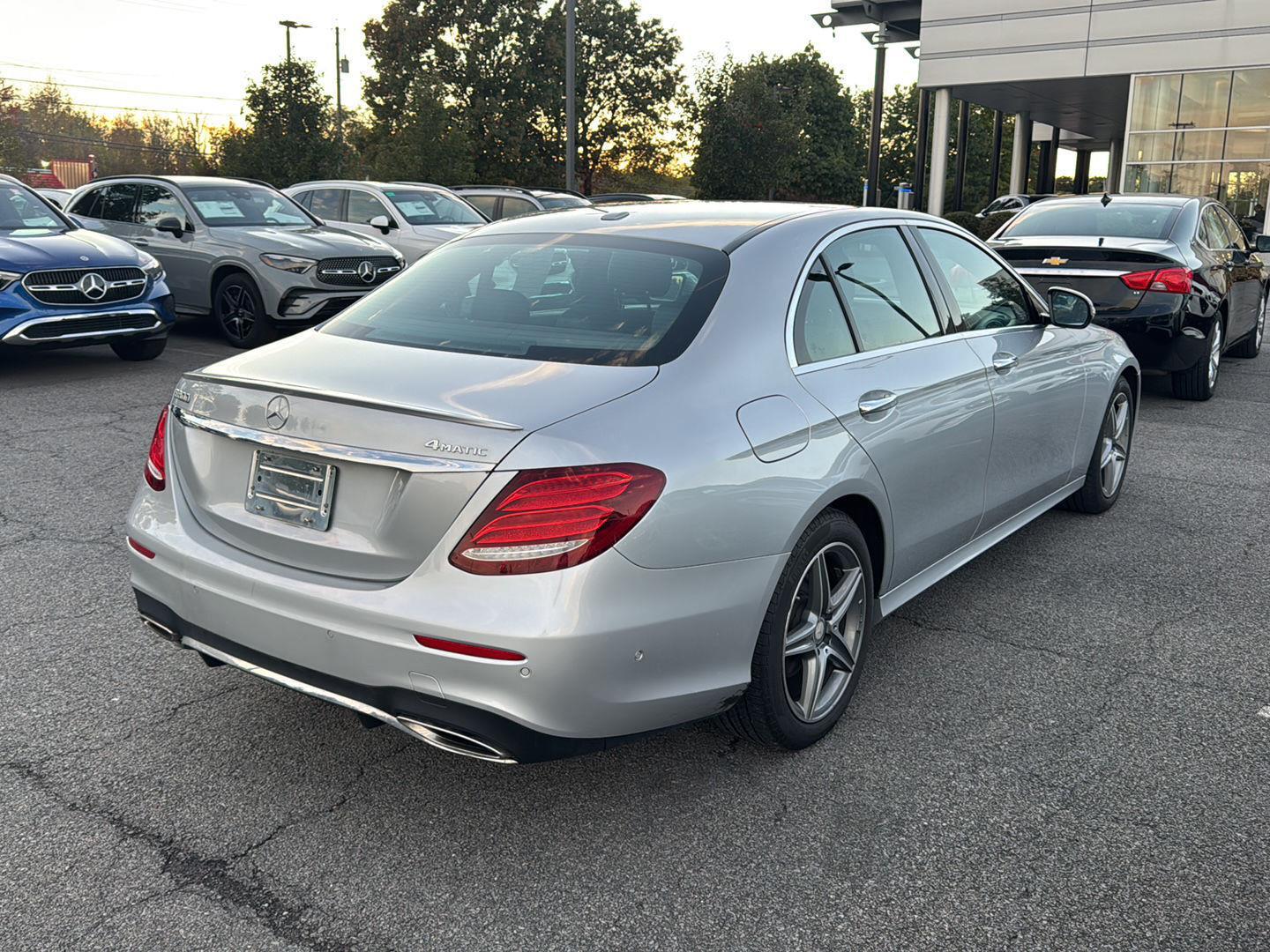 2017 Mercedes Benz E 300 Sport Sedan photo 4