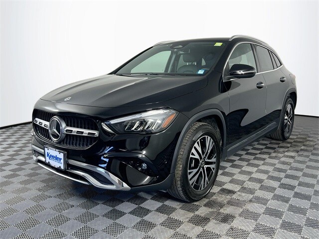 2025 Mercedes Benz GLA 250 4MATIC photo 2