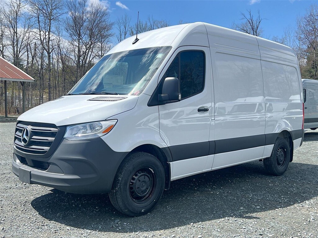 New 2025 Mercedes-Benz Sprinter 2500 Standard Roof 4-Cyl Diesel HO Van Cargo Van
