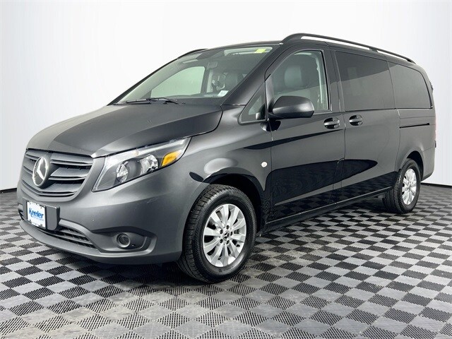 2022 Mercedes Benz Metris Van Passenger photo 2