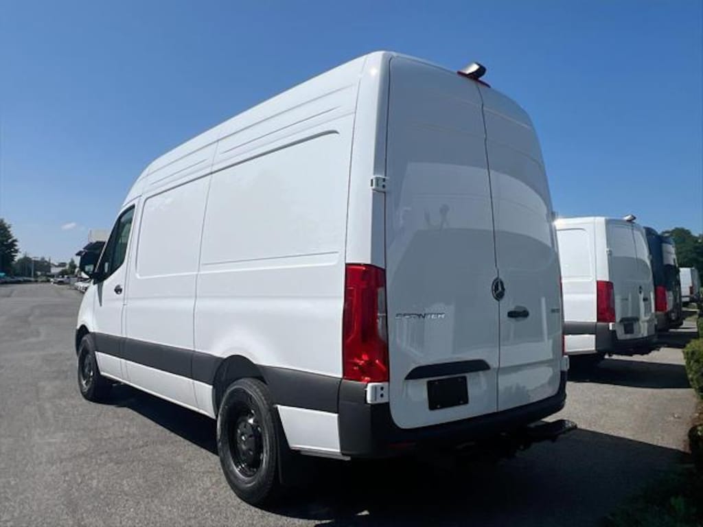 New 2025 Mercedes-Benz Sprinter 2500 Standard Roof 4-Cyl Diesel HO Van Cargo Van