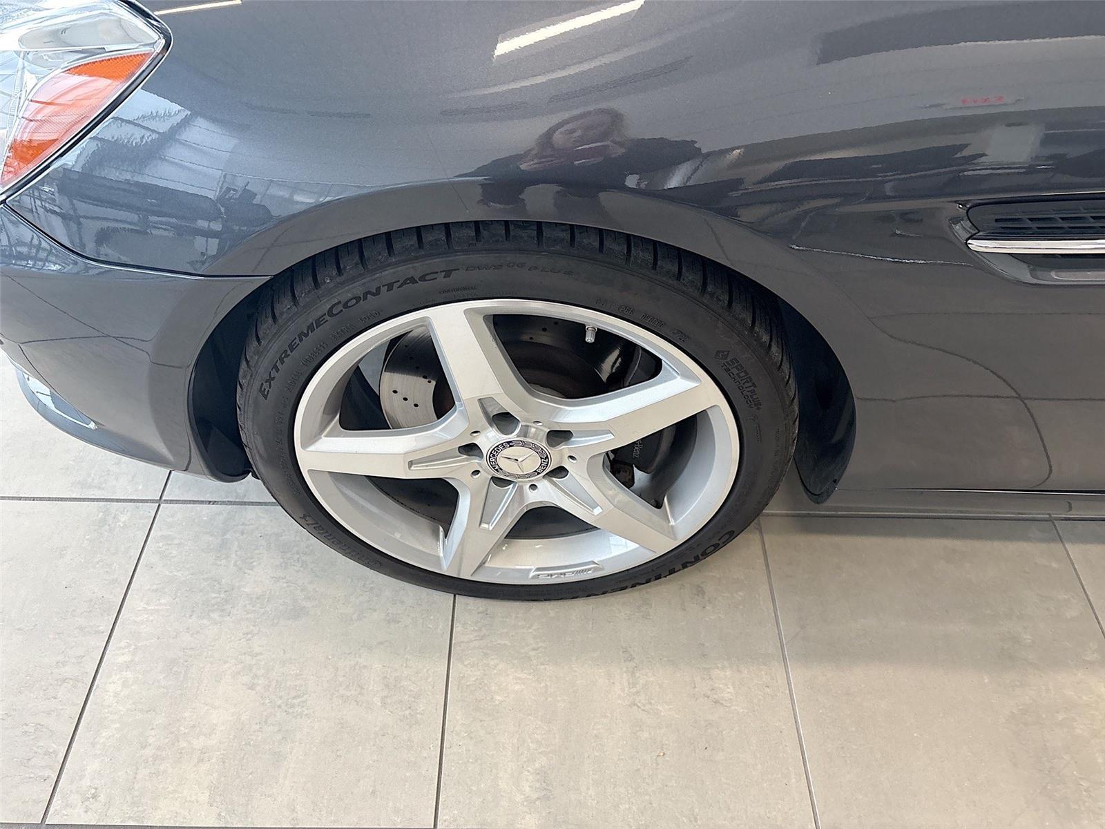 2012 Mercedes Benz SLK 350 photo 4