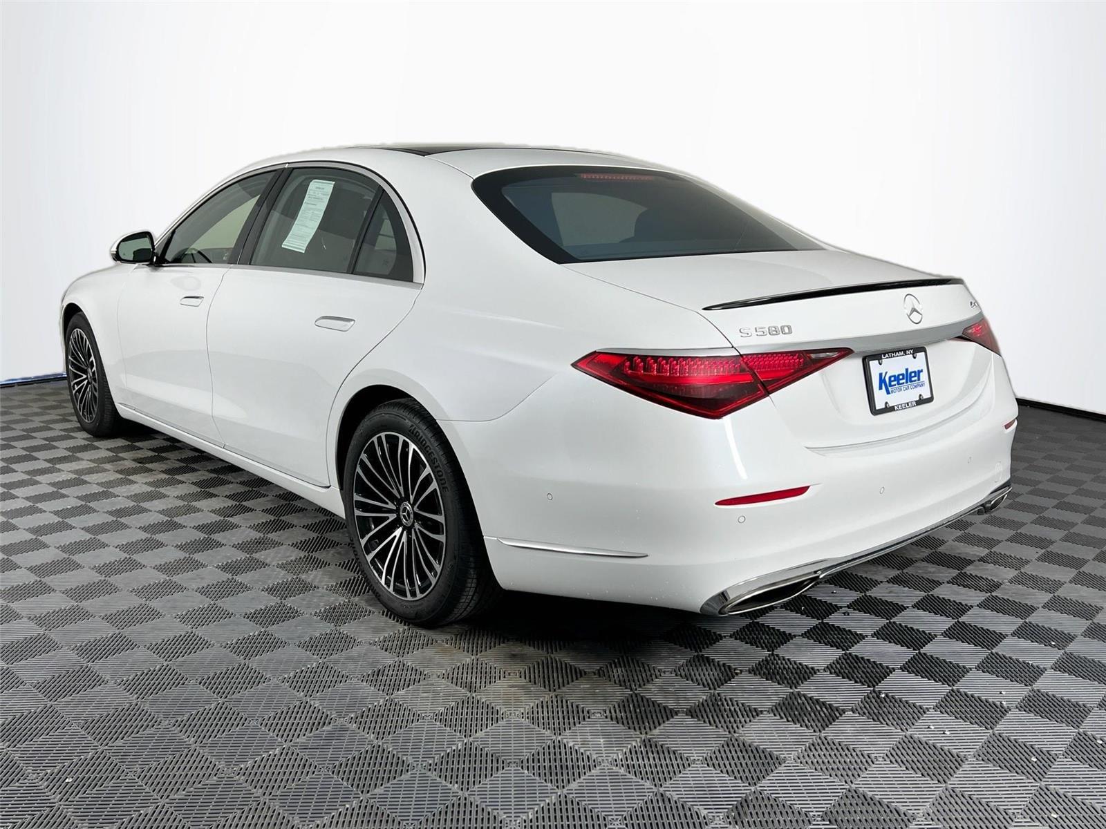 2024 Mercedes Benz S 580 photo 4