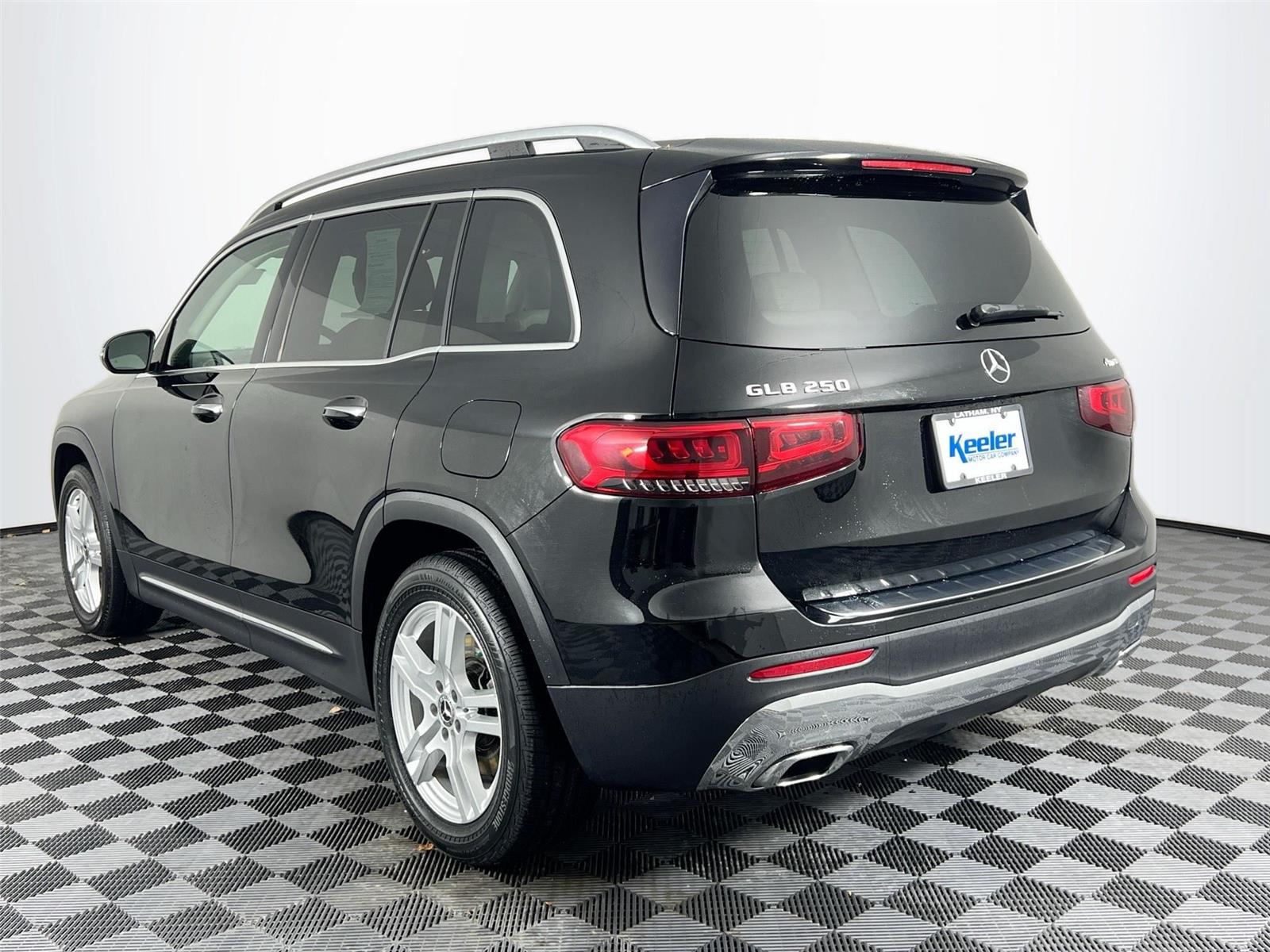 2021 Mercedes Benz GLB 250 4MATIC photo 4