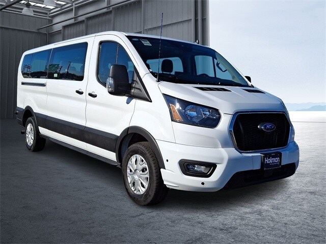 2024 Ford Transit photo 2
