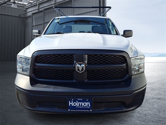 2022 Ram 1500 Classic Tradesman photo 3