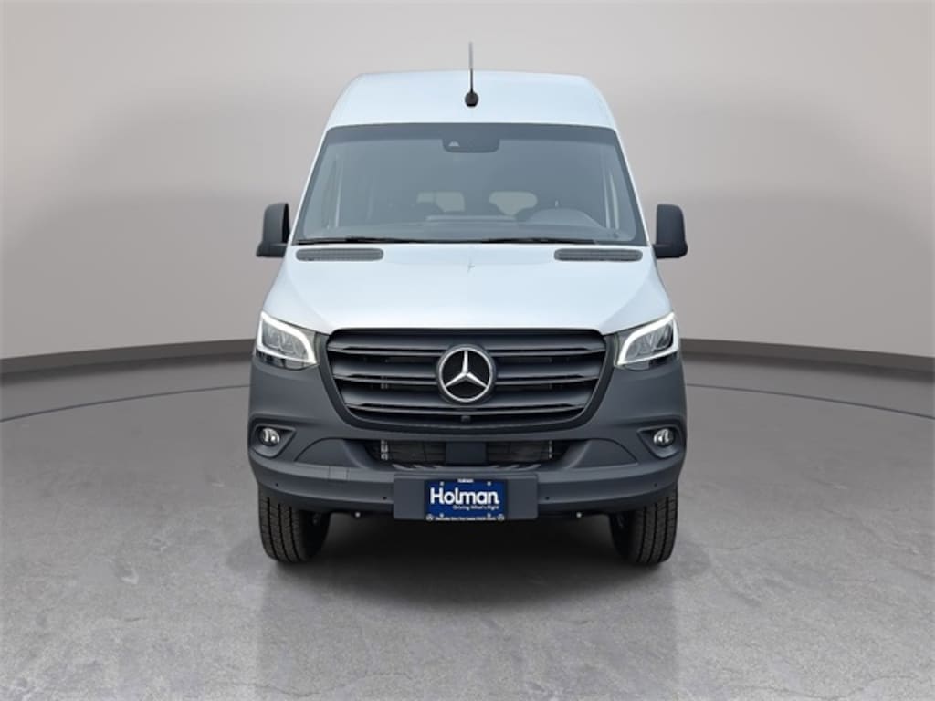 Used 2024 Mercedes-Benz AWD Sprinter 2500 Passenger 144 WB Minivan/Van