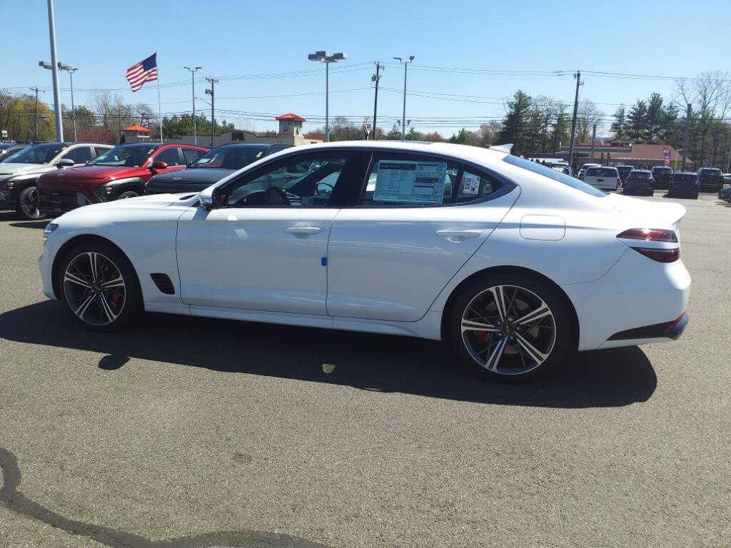 2024 Genesis G70 3.3T Sport Advanced photo 2