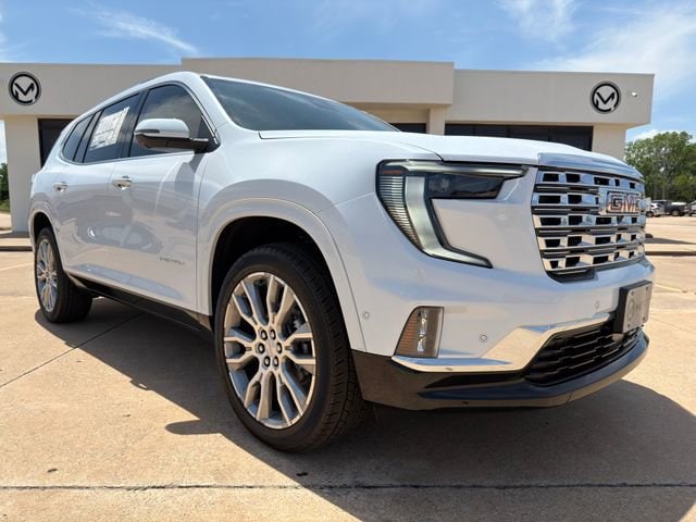 2026 GMC Acadia Denali - Photo 3