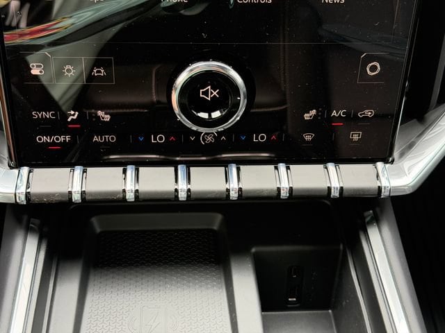 2026 GMC Acadia Elevation - Photo 31