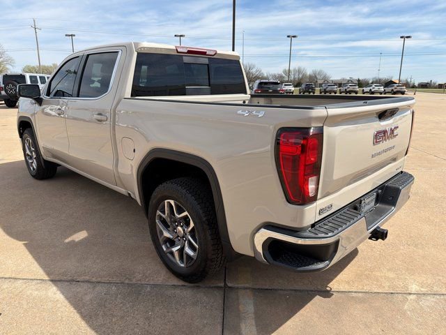 2026 GMC Sierra 1500 SLE - Photo 14