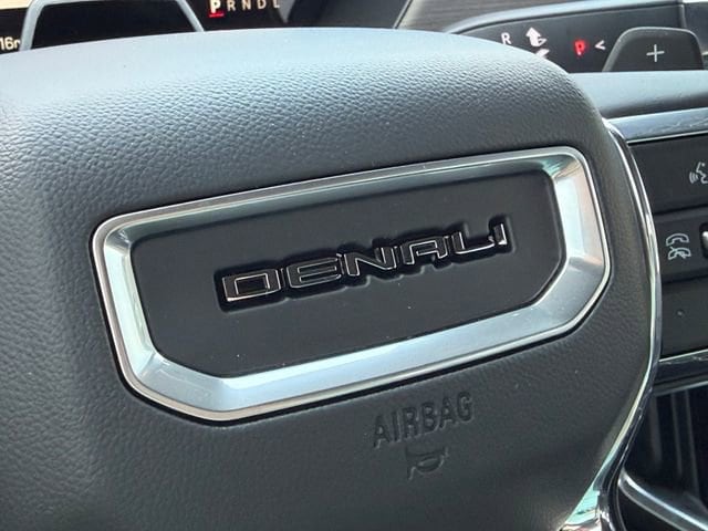 2026 GMC Acadia Denali - Photo 31