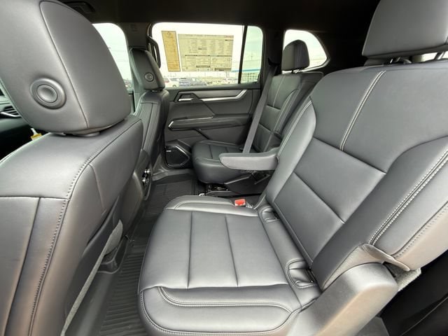 2026 GMC Acadia Elevation - Photo 26