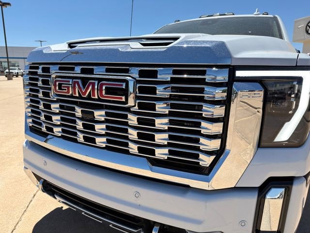 2026 GMC Sierra 2500HD Denali - Photo 6