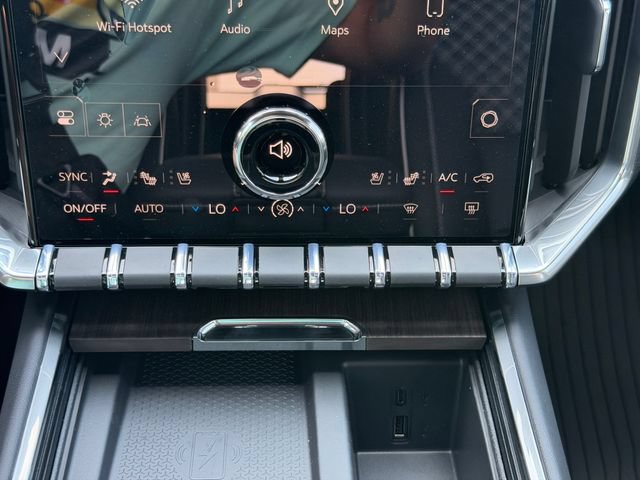 2026 GMC Acadia Denali - Photo 30